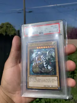 2013 Yugioh Blue Eyes White Dragon YSKR-EN001 Psa 9 - Image 2