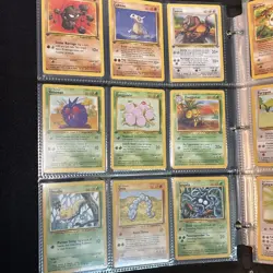 Lot of 95 Vintage 1999 Pokemon TCG Base Set Cards LP In Binder W/ Extra Sheets - Image 4