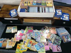Huge Box Pokemon Card Collection Lot Wotc Vintage Full Arts Tcg 200+ Holos - Image 2