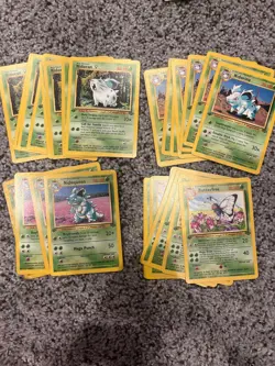Jungle set Pokemon cards, assorted common, uncommon, rare some first edition - Image 2