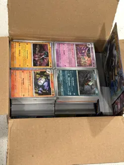 Pokemon Cards Bulk 1000+ Common/Uncommon + Jumbo Modern Era - Assorted Languages - Image 2