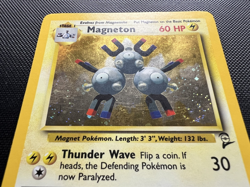 Magneton 009/130 Holo Base Set 2 1999 Pokemon TCG LP w/ Swirl - Image 2