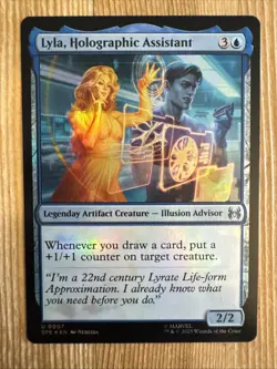 Lyla, Holographic Assistant - Foil - SPE - MTG - EN - NM - 0007 - Image 1