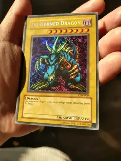 Yu-Gi-Oh! Tri-Horned Dragon LOB-000 Secret Rare LP 2002 - Image 2