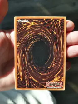 Yu-Gi-Oh! Tri-Horned Dragon LOB-000 Secret Rare LP 2002 - Image 4