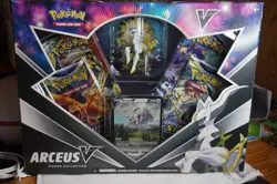 Pokemon TCG - Arceus V Figure Collection - New & Sealed - Image 1