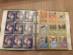 Pokemon Vintage WOTC Card bundle in binder 171 cards - Image 3