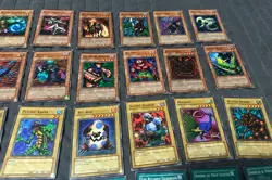 Yu-Gi-Oh Trading Cards 1st Edition Lot Of 50 (MRD, SDJ, MRL, SDP, PGD & More!!) 600682787291 - Image 5
