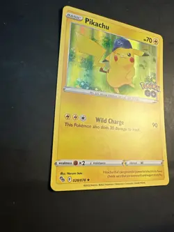 2022 Pokemon Go Set Nintendo Pikachu Hat Holo Holographic Card 28 /78 - Image 2