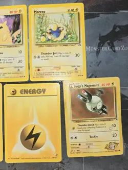 Vintage Lightning 5 Card Lot Pokemon Pikachu, Magnemite, Mareep Base/GYM HP/DAM - Image 2