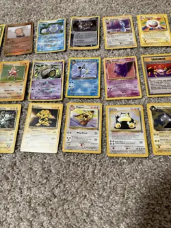 Pokemon Card 27 Card Mixed Holo/Rare lot - Image 3