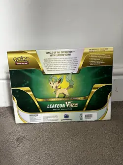 Pokemon TCG - Leafeon VSTAR - Special Collection Box - SEALED - Image 2
