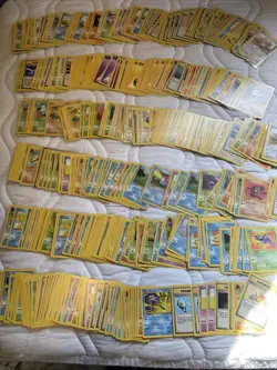 Bulk Lot of 600+ Vintage Pokemon Cards Fossil Jungle Base 2 Set C/U LP - Image 1