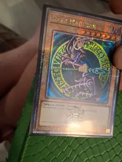 YUGIOH! Dark Magician TN23-EN001 Quarter Century Secret NM SDK art - Image 4