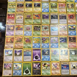 Pokemon vintage card lot 108 cards from 7 different vintage sets LP-NM - Image 4