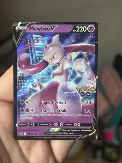 Pokemon - Mewtwo V - SWSH223 - Pokemon Go - Black Star Promo - Image 1