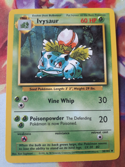 Ivysaur Uncommon 30/102 Pokemon TCG Base Set Unlimited WOTC Vintage Lightly Play - Image 1