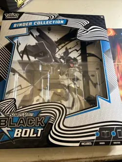 Pokemon TCG Card BLACK BOLT Binder - BINDER ONLY - Empty Holds 360 Cards - NEW - Image 4