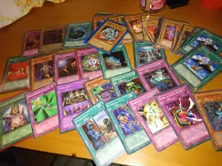 Yu gi Oh lotto 44 carte 1a edizione perfette condizioni con Ira Divina Secret - Image 2