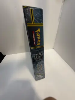 Pokemon TCG League Battle Deck Reshiram Charizard GX Sealed - Image 4