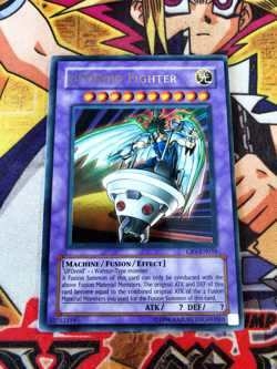 UFOroid Fighter crv-en034 Unltd Ed (LP/MP) Ultra Rare Yu-Gi-Oh! - Image 1