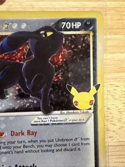 Pokemon Celebrations Umbreon Gold Star 17/17 Classic Collection Holo - Image 3