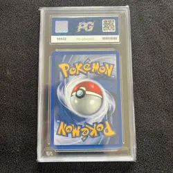 Venomoth 29/64 Non Holo Jungle Set Rare Pokemon Card WOTC PG Graded 8 NM-MT - Image 2