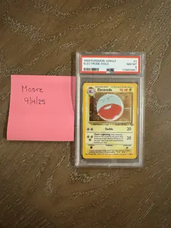 1999 Pokemon Jungle #2 Electrode Holo PSA 8 - Image 4