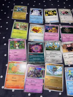 Mega Evolutions Pokemon TCG bundle X 27 Cards Including Rare / Holo / Reverse - Image 3