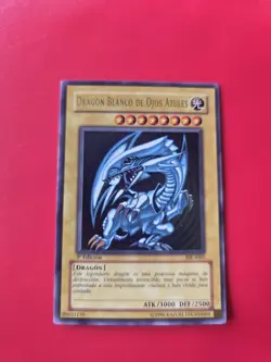 Yu-Gi-Oh Blue EYES White dragon Very Good Condition SDK SPANISH - Image 1