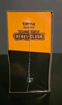 Pokemon TCG Sword & Shield Rebel Clash Elite Trainer Box Factory Sealed-New - Image 4