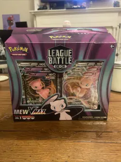 Pokemon League Battle Deck Mew VMAX Dice Set with Condition Markers - Image 1