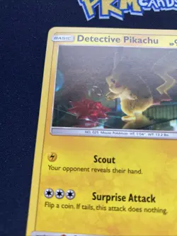 Pokemon TCG Detective Pikachu 10/18 Holo Rare LP. - Image 2