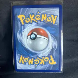 2020 Pokemon TCG Pikachu V 043/185 Vivid Voltage Ultra Rare Holo Card Mint - Image 2