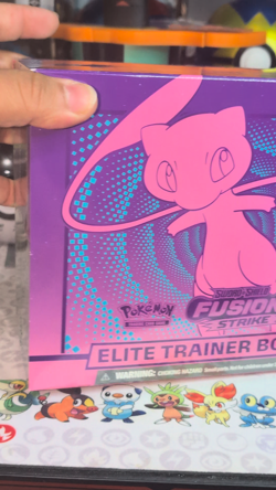 🌟 Pokemon TCG: Sword & Shield-Fusion Strike Elite Trainer Box (ETB) - NEW & SEA - Image 2
