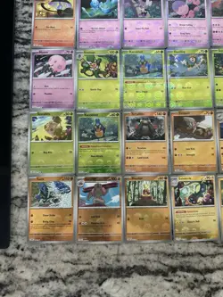 Pokemon TCG Black Bolt & White Flare Pokeball Pattern Lot Of 31 - Image 4