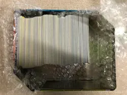 Pokemon Tin Box with approx. 400 random non-holo cards - Image 3
