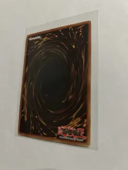 Dark Magician SDY-006 1st Edition Ultra Rare - Image 2