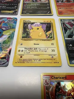 Pokemon TCG - Rare Card Lot - #SM158 Charizard And More - Pre-owned - Image 5