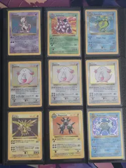 POKEMON BASE SET SHADOWLESS HOLO RARE LOT OF 9 HOLOS - MEWTWO, ZAPDOS, +++ - Image 1