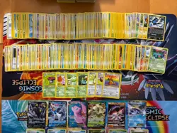 Vintage Pokemon Card Lot Holo Etc MP-Damaged Venusaur Mew Umbreon Fire 485+ - Image 3