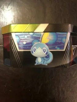 Pokemon Tin Box with approx. 400 random non-holo cards - Image 4