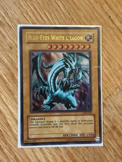 Blue-Eyes White Dragon LOB-001 Ultra Rare Unlimited LP - Image 1