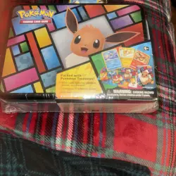 Pokemon Eevee Treasure Chest 2021 Eeveelution Collectible Lunchbox Tin 5 Packs - Image 1