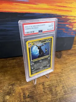 2001 POKEMON NEO DISCOVERY #13 UMBREON-HOLO PSA 8 - Image 2