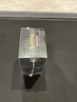 Pokemon Sword & Shield Vivid Voltage Build and Battle Box SEALED - Image 3