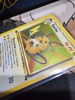 Pokemon TCG Raichu 1st Edition Holo Card 14/62 Fossil Set French NM - Image 3