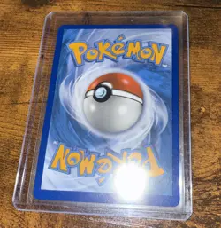 Pokemon Card TCG - Celebi 009/185 Amazing Rare Vivid Voltage Near Mint - Image 2