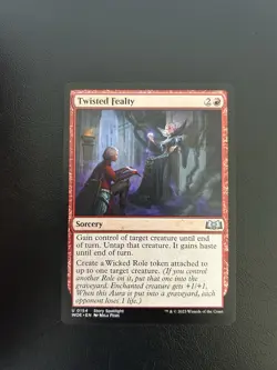 Twisted Fealty - Mtg: Wilds of Eldraine Regular Uncommon 154 - Image 1