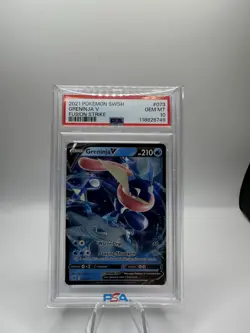Pokemon TCG Greninja v Fusion Strike Holo Ultra Rare Card 073/264 PSA 10 - Image 1
